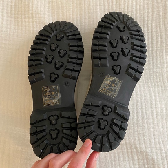 Lulu's White Platform Loafers - Picture 3 of 7